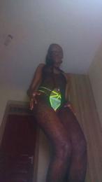 honeynyla webcam model stream image