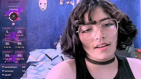 NinaYellow webcam stripchat model stream image