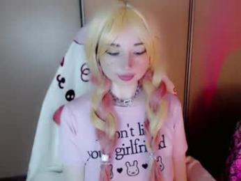 oh_pichuu webcam model stream image