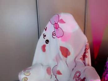 oh_pichuu webcam model stream image