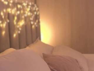 foxy-boobs webcam model stream image