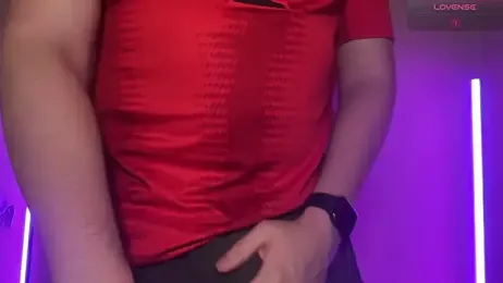 DominantTheo webcam model stream image