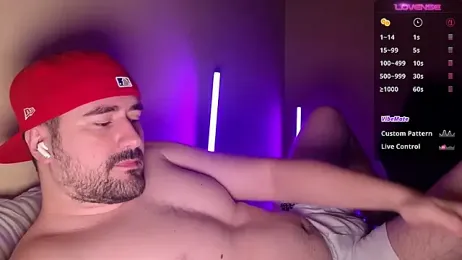 DominantTheo webcam stripchat model stream image