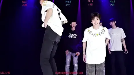 AOA-boy001 webcam model stream image