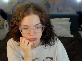 wullwet-rav webcam camsoda model stream image
