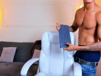 paradise_boy_s webcam model stream image