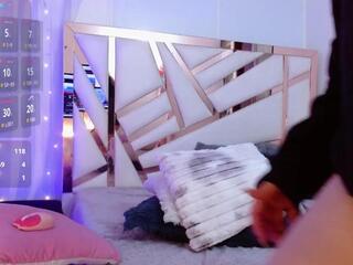 Hannia Baileys webcam flirt4free model stream image