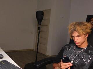 Denis Wu webcam model stream image