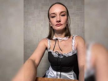 Monro webcam model stream image