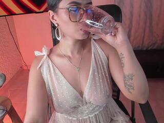 Cami Belushi webcam model stream image