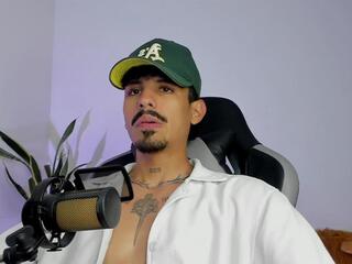 Lukee Taylor webcam model stream image