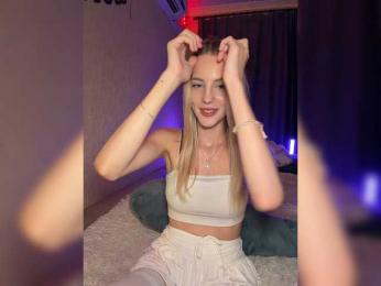 MikkiSweetie webcam model stream image