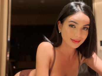 AlexinaWoss webcam model stream image