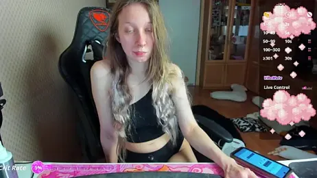 cutieMila webcam model stream image