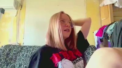 EasterRusser webcam model stream image
