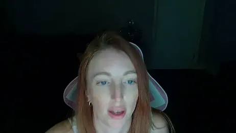 Red_firesquirt webcam model stream image