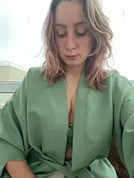 Puzdosia webcam model stream image