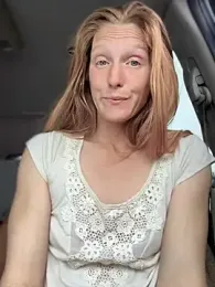 GoldenFlameGoddess webcam model stream image