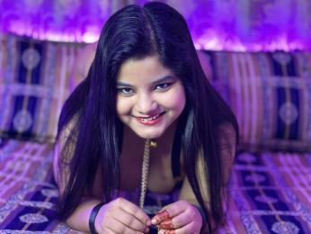 Sejuti webcam model stream image