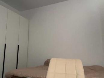 EvaBoom webcam model stream image