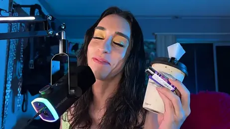 xoFrankie webcam model stream image