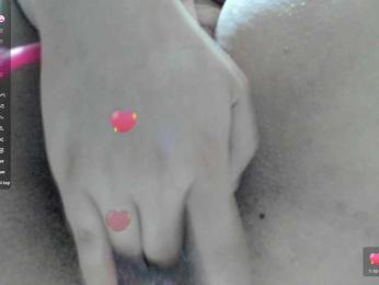 Luci-37 webcam model stream image