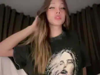 CallMeLerren webcam model stream image