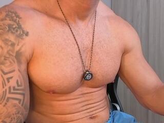 Owen Maximus webcam model stream image