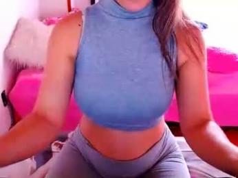 perverthotgirl webcam model stream image