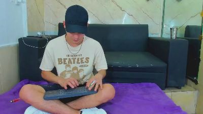 play_dream webcam model stream image