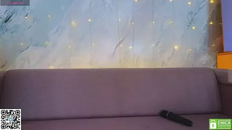 miss_bubbles_ webcam model stream image