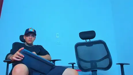 Thomas-Wil webcam stripchat model stream image