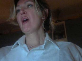 blue_Flame webcam model stream image