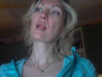 blue_Flame webcam model stream image
