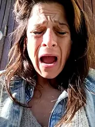 SquirtAssAddict webcam model stream image