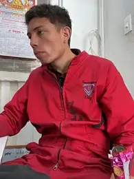 santiObrero webcam model stream image