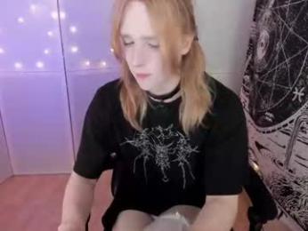 simochka_ webcam model stream image