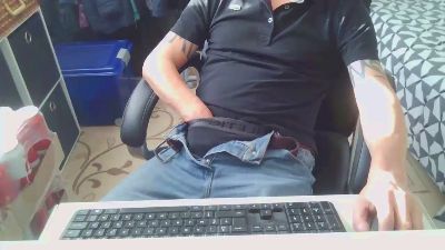 Kevinareux60 webcam model stream image