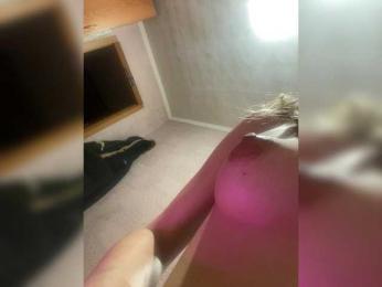 barbi-biana webcam bongacams model stream image