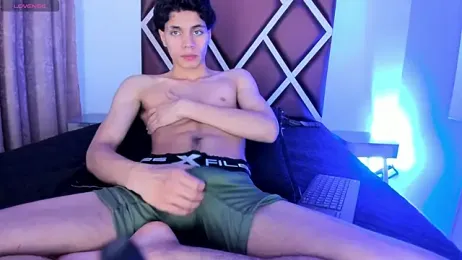 Ithan_Hott webcam model stream image