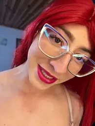 NICOLLE__12 webcam model stream image