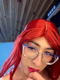 NICOLLE__12 webcam model stream image