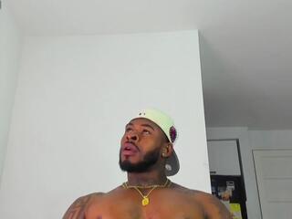 Makonnen webcam model stream image