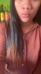 Elinah webcam model stream image