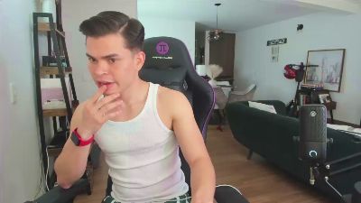 naugthy_alex webcam model stream image