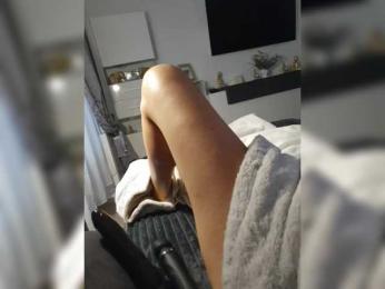 Jasmin-Style webcam model stream image