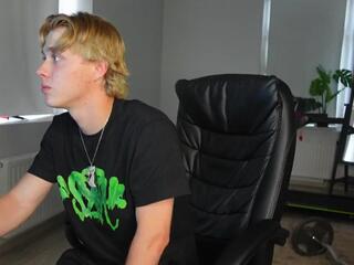 Eddie Soltero webcam model stream image