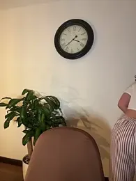 sukhakunis1 webcam stripchat model stream image