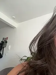 sukhakunis1 webcam model stream image