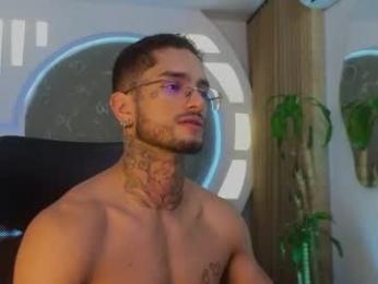 alanrodgers2_0 webcam chaturbate model stream image